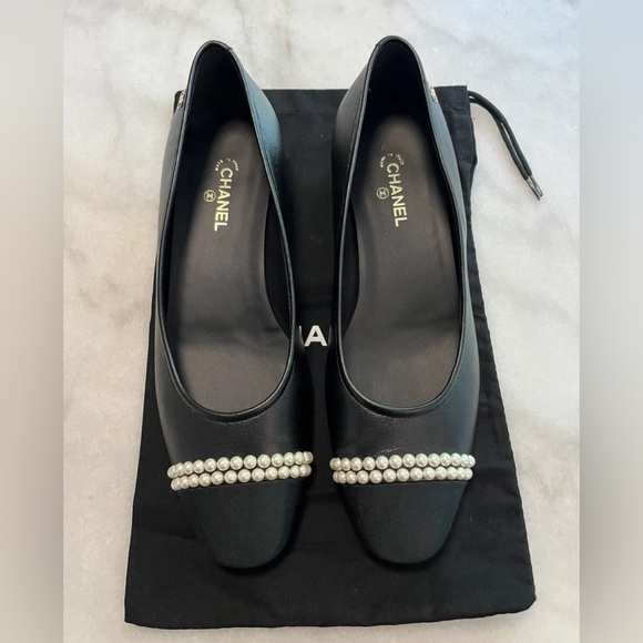 CHANEL Lambskin Grosgrain Pearl Cap Toe Ballerina Flats Black Size 38 - Picture 1 of 14